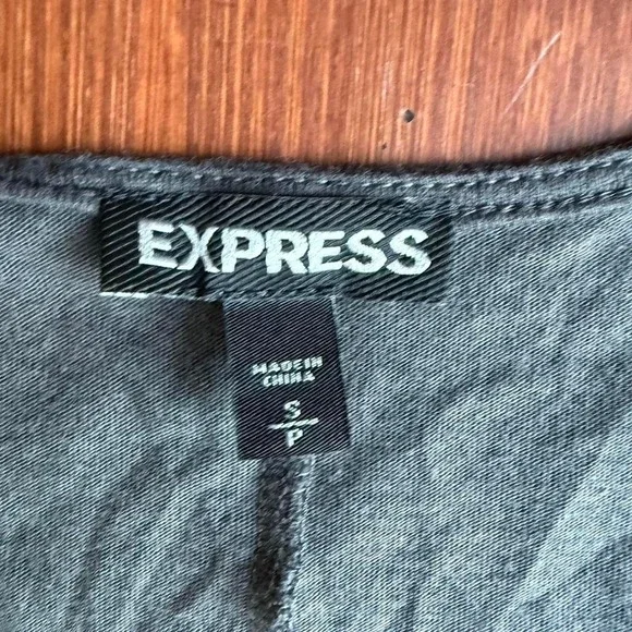 Express Gray Sequin Tank Top - Picture 4 of 7